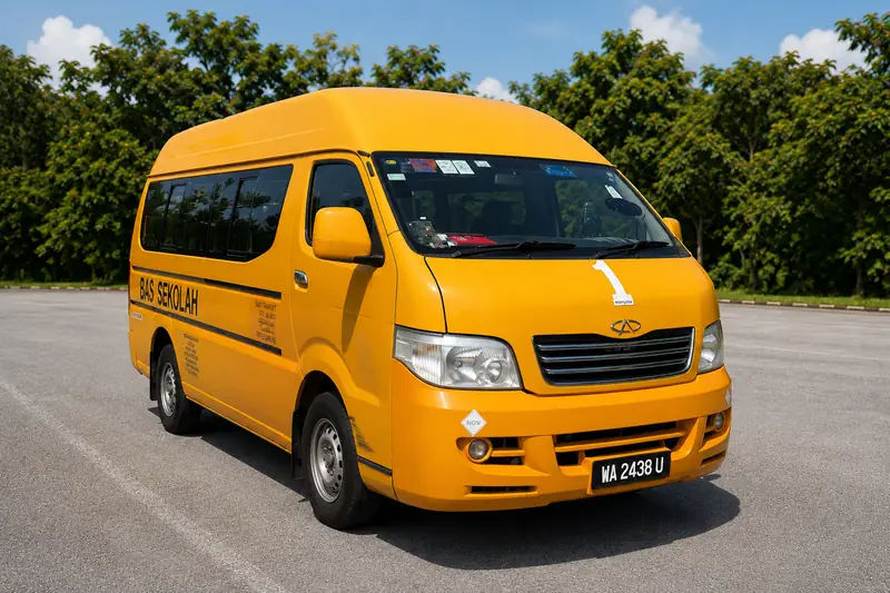 Van sekolah Salut Transport WA 2438 U